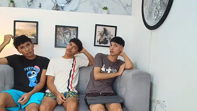 SWEET RABBIT1 online show from 12/17/25, 07:31