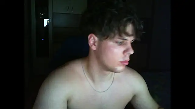 Snapshot of GymGuy0505 chatting on 01/05/26, 10:46 GymGuy0505 online show from 01/05/26, 10:46