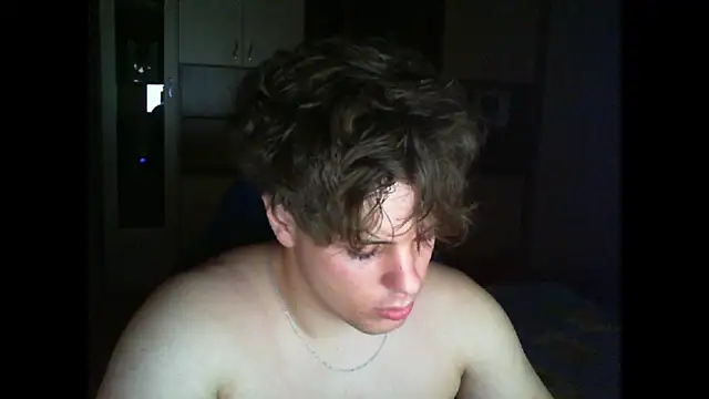 Snapshot of GymGuy0505 chatting on 01/06/26, 10:34 GymGuy0505 online show from 01/06/26, 10:34