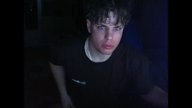 Snapshot of GymGuy0505 chatting on 01/18/26, 11:19 GymGuy0505 online show from 01/18/26, 11:19