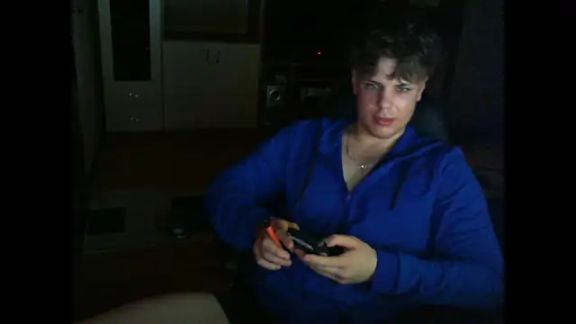 Snapshot of GymGuy0505 chatting on 02/08/26, 11:30 GymGuy0505 online show from 02/08/26, 11:30