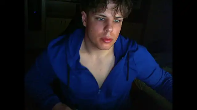 Snapshot of GymGuy0505 chatting on 02/17/26, 08:59 GymGuy0505 online show from 02/17/26, 08:59