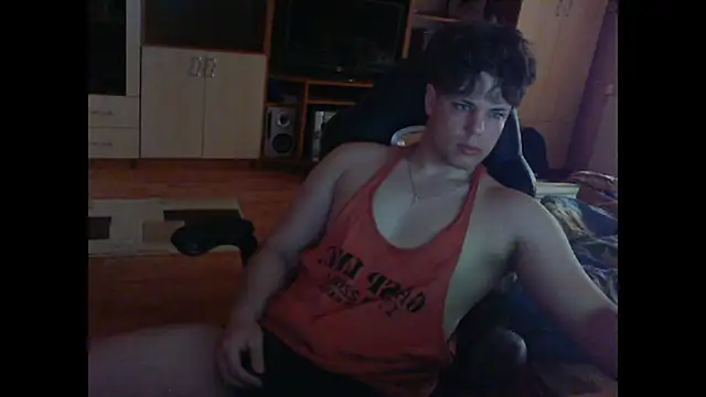 Snapshot of GymGuy0505 chatting on 02/21/26, 11:44 GymGuy0505 online show from 02/21/26, 11:44