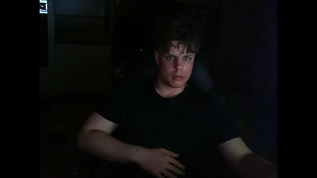 Snapshot of GymGuy0505 chatting on 03/02/26, 11:22 GymGuy0505 online show from 03/02/26, 11:22