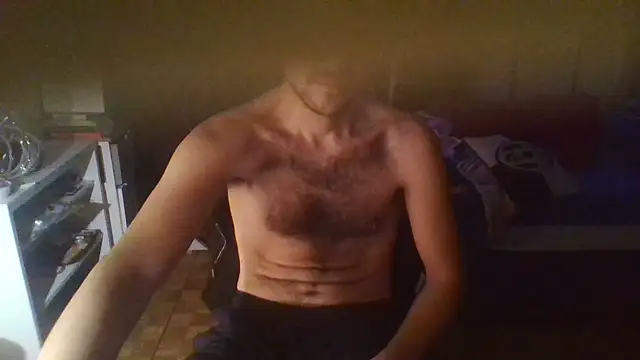 Snapshot of Andrebaby chatting on 12/17/25, 02:50 Andrebaby online show from 12/17/25, 02:50