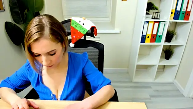 DakotaShelton online show from 12/21/25, 06:09