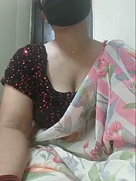 Snapshot of Meghna_01 chatting on 06/09/26, 06:25 Meghna 01 online show from 06/09/26, 06:25