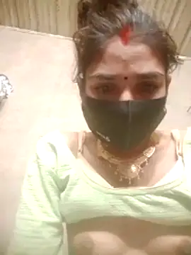 Laxmi9090 online show from 02/13/26, 04:36