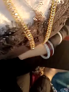 BEST-LOVER-1 online show from 12/19/25, 06:15