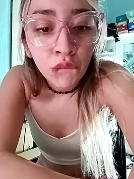 soylulita07 online show from 02/04/26, 07:47