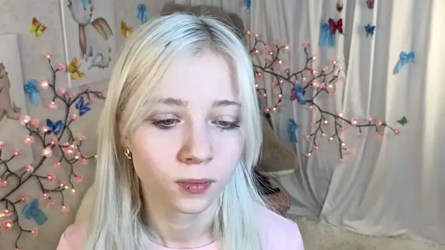 ViollaBloom online show from 01/10/26, 01:18