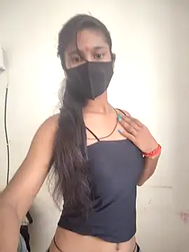 Snapshot of jaanvi-Rani chatting on 05/18/26, 02:07 jaanvi-Rani online show from 05/18/26, 02:07