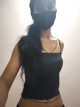 Snapshot of jaanvi-Rani chatting on 05/25/26, 12:49 jaanvi-Rani online show from 05/25/26, 12:49