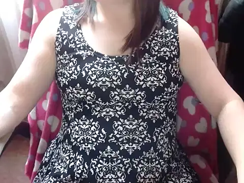 Snapshot of 666maskgirl chatting on 02/28/26, 05:03 666maskgirl online show from 02/28/26, 05:03