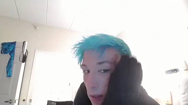 Snapshot of AskAveryAnything chatting on 03/17/26, 10:57 AskAveryAnything online show from 03/17/26, 10:57