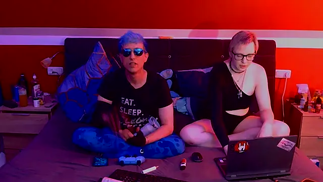 AskAveryAnything online show from 07/25/26, 09:56