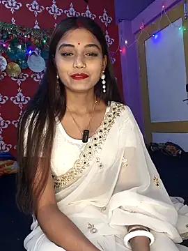 Snapshot of Sweet-priyaa chatting on 05/02/26, 09:14 Sweet-priyaa online show from 05/02/26, 09:14