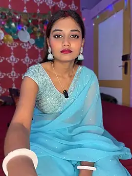 Snapshot of Sweet-priyaa chatting on 05/21/26, 05:09 Sweet-priyaa online show from 05/21/26, 05:09