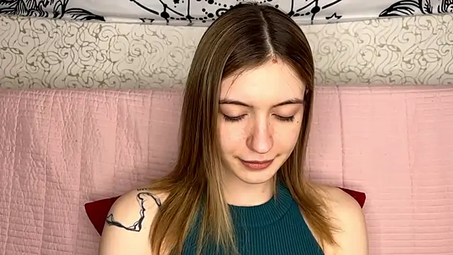 Snapshot of Shining_Robi chatting on 03/08/26, 12:53 Shining Robi online show from 03/08/26, 12:53