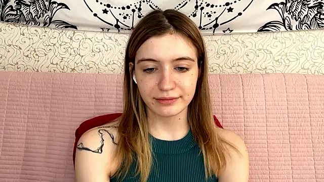 Snapshot of Shining_Robi chatting on 03/18/26, 12:41 Shining Robi online show from 03/18/26, 12:41