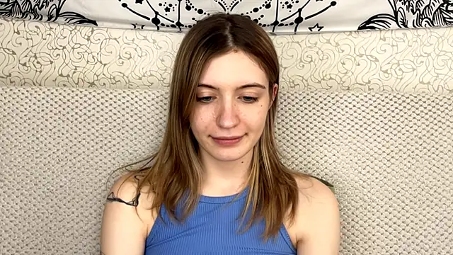 Snapshot of Shining_Robi chatting on 04/04/26, 01:30 Shining Robi online show from 04/04/26, 01:30