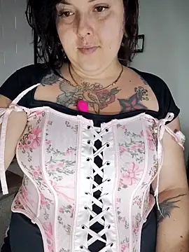 Divine Pouvoir online show from 03/12/26, 08:04