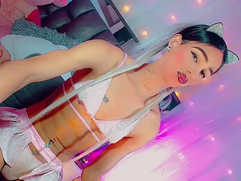 agathaferrer3 online show from 02/11/26, 07:24