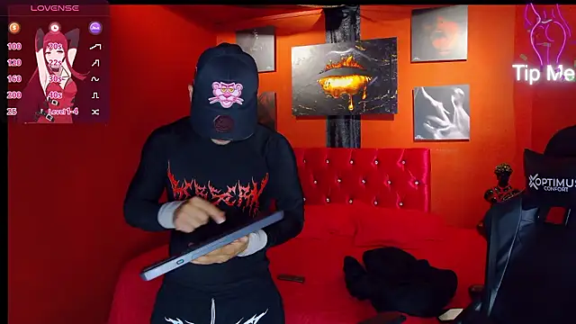 MagnusKnight  online show from 02/07/26, 04:27