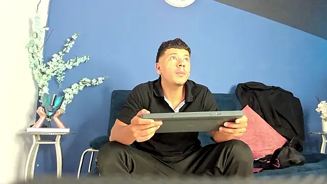 MagnusKnight  online show from 02/16/26, 06:15