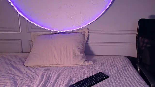 Snapshot of Cheerbaby_ chatting on 03/04/26, 12:44 Cheerbaby online show from 03/04/26, 12:44