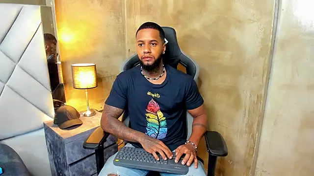 jay jhonson01 online show from 12/23/25, 03:04