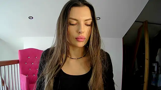 Snapshot of Addisonadore chatting on 03/03/26, 07:47 Addisonadore online show from 03/03/26, 07:47