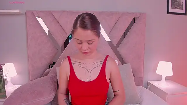 Snapshot of Amelia_Saenz_ chatting on 01/15/26, 05:49 Amelia Saenz online show from 01/15/26, 05:49