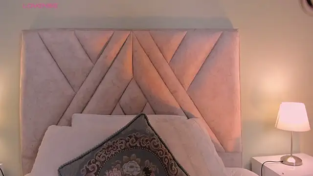 Snapshot of Amelia_Saenz_ chatting on 02/17/26, 07:09 Amelia Saenz online show from 02/17/26, 07:09