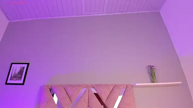 Snapshot of Amelia_Saenz_ chatting on 04/08/26, 08:20 Amelia Saenz online show from 04/08/26, 08:20