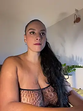 Lena-Williamss online show from 07/02/26, 02:55