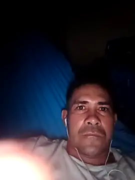 Snapshot of Juven1632 chatting on 02/10/26, 12:48 Juven1632 online show from 02/10/26, 12:48