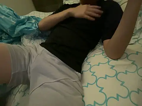 Snapshot of YourBoYyyyyyyy chatting on 02/04/26, 08:36 YourBoYyyyyyyy online show from 02/04/26, 08:36