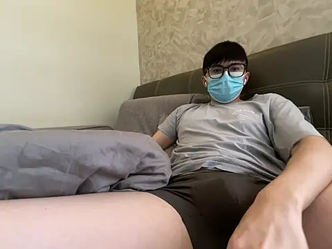 Snapshot of YourBoYyyyyyyy chatting on 03/13/26, 03:35 YourBoYyyyyyyy online show from 03/13/26, 03:35