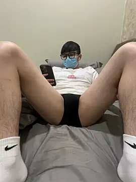 Snapshot of YourBoYyyyyyyy chatting on 04/03/26, 09:18 YourBoYyyyyyyy online show from 04/03/26, 09:18