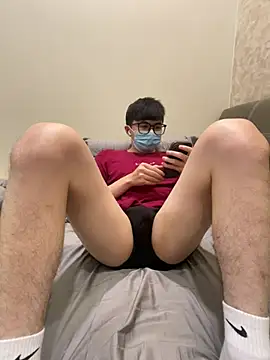 Snapshot of YourBoYyyyyyyy chatting on 04/04/26, 09:18 YourBoYyyyyyyy online show from 04/04/26, 09:18