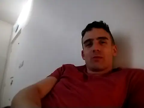Snapshot of edgeoflight chatting on 04/30/26, 05:47 edgeoflight online show from 04/30/26, 05:47