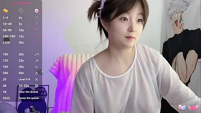 Snapshot of _flipped_ chatting on 03/30/26, 01:28 flipped online show from 03/30/26, 01:28