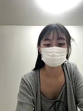 Snapshot of shuka-xoxo chatting on 12/14/25, 04:45 shuka-xoxo online show from 12/14/25, 04:45