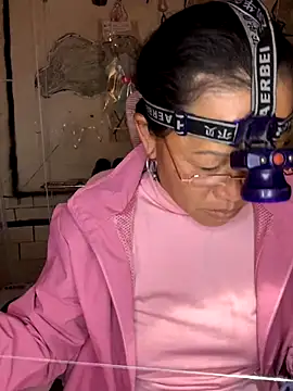 Snapshot of _CTMay_77 chatting on 12/20/25, 09:44 CTMay 77 online show from 12/20/25, 09:44