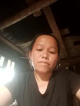 Snapshot of _CTMay_77 chatting on 04/07/26, 09:32 CTMay 77 online show from 04/07/26, 09:32