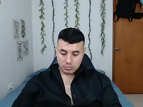 ENZO444  online show from 12/15/25, 03:11