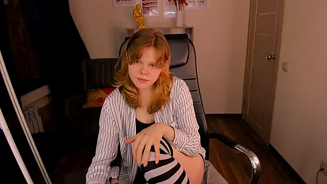 Soft Flame online show from 04/18/26, 07:07