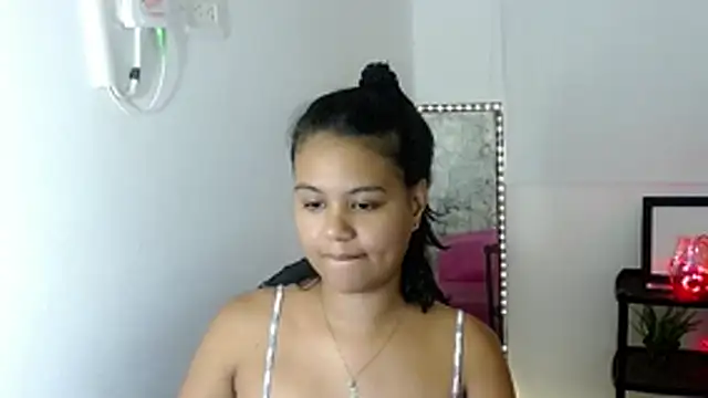 Snapshot of Shawnycarson chatting on 04/20/26, 06:09 Shawnycarson online show from 04/20/26, 06:09