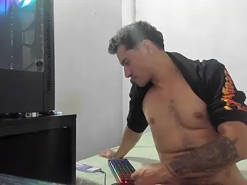 jhonduglas online show from 12/19/25, 04:52